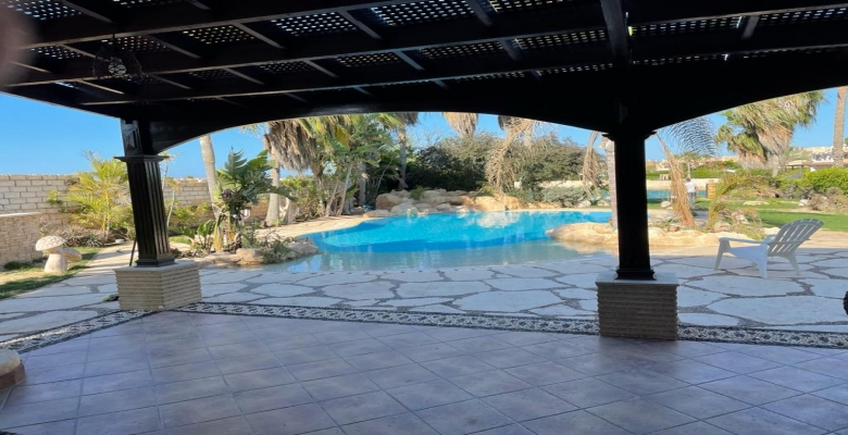 فيلا للايجار بمارينا الساحل الشمالي 5 غرف