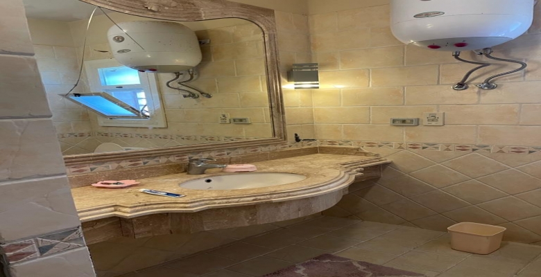 فيلا للايجار بمارينا الساحل الشمالي 5 غرف