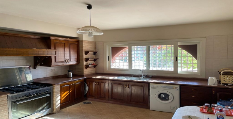 فيلا للايجار بمارينا الساحل الشمالي 5 غرف