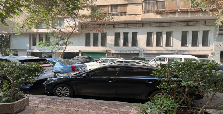 مقر بنك سابق -امام جنينة الاسماك في الزمالك /  Former bank headquarters located in front of the Fish Garden in Zamalek