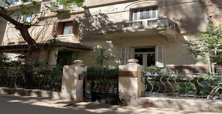 فيلا للايجار في الزمالك دور أول وثاني بجراج