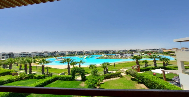 شاليه للإيجار سيدي عبد الرحمن امواج الساحل الشمالي Chalet for rent Sidi Abdel Rahman Amwaj North Coast