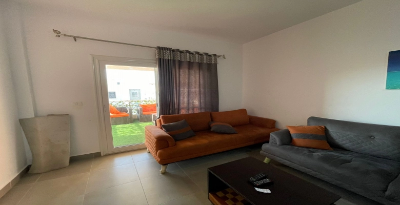 شاليه للأيجار في أمواج | Chalet for rent in Amwaj.