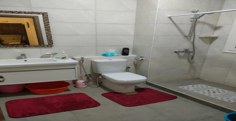 شاليه للايجار في أمواج . Chalet for rent in Amwaj.