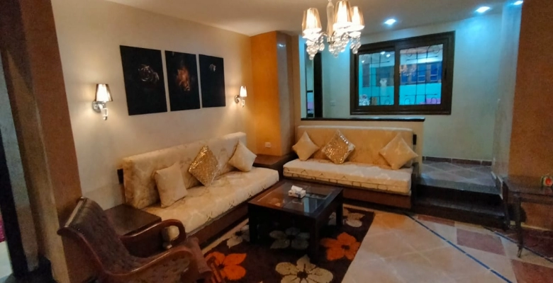 شقة فاخرة  للايجار فى الدقى