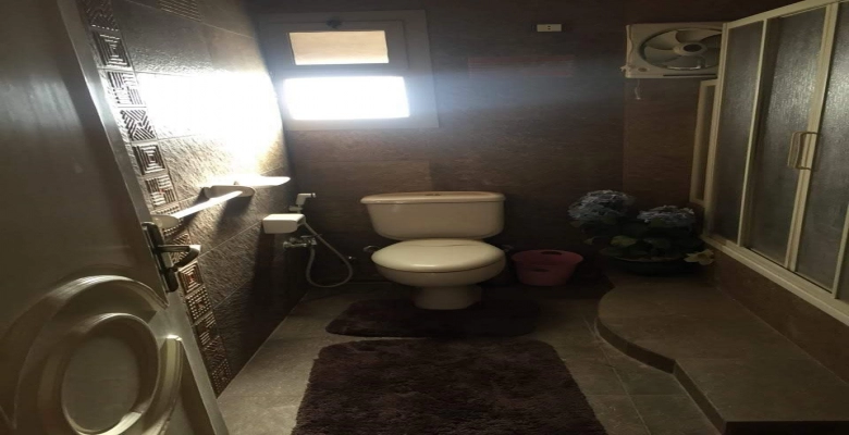 شقة مفروشة بموقع متميز قريب من الخدمات بالقرب من منطقة المهندسين