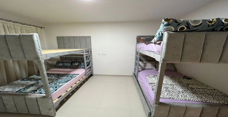 شاليه للايجار في مراسي الساحل الشمالي غرفتين