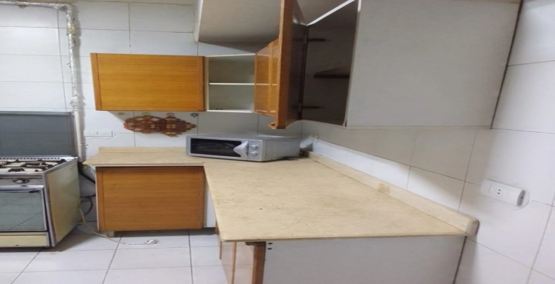 شقة للايجار بازمالك /