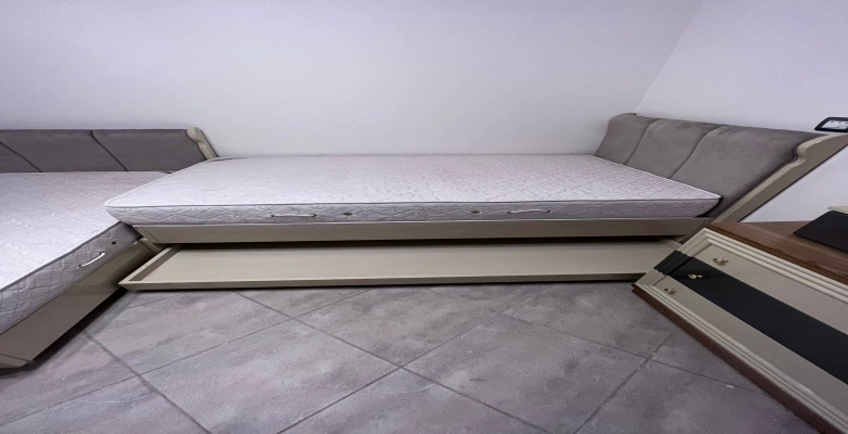 شاليه للايجار بقرية امواج - الساحل الشمالي / A chalet In Amawj Village - North Coast For Rent