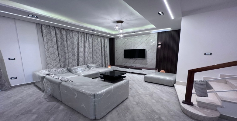 شاليه للايجار بقرية امواج - الساحل الشمالي / A chalet In Amawj Village - North Coast For Rent