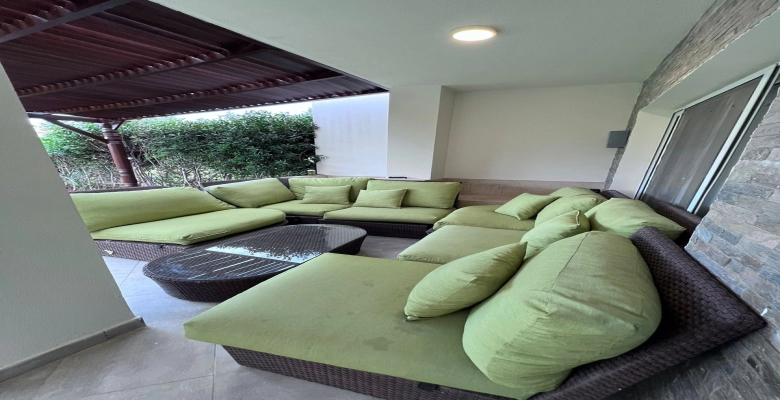 شاليه للايجار بقرية امواج - الساحل الشمالي / A chalet In Amawj Village - North Coast For Rent