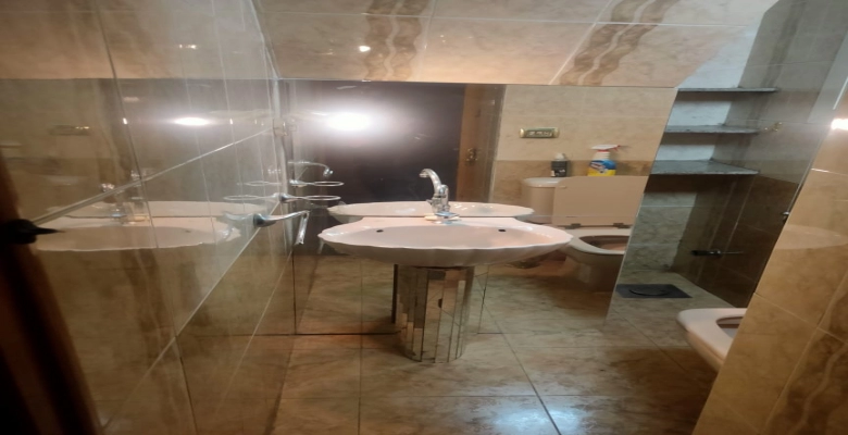 دوبلكس للايجار بشارع أمين الرافعي - الدقي / Duplex for rent on Amin El-Rafei Street in Dokki