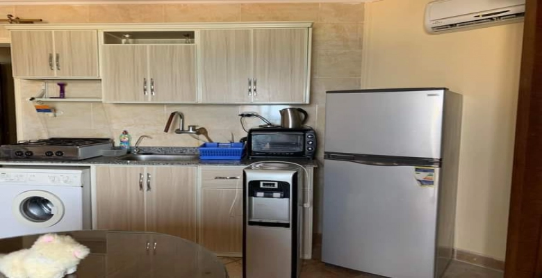 شاليه استديو للايجار في لازوردي باي - الساحل الشمالي /  A studio chalet is available for rent in Lazurde Bay, North Coast