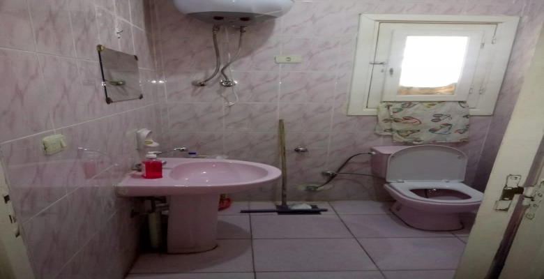 شاليه للايجار في مارينا - الساحل الشمالي / A chalet is available for rent in Marina - North Coast