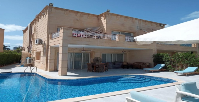 (فيلا للايجار) بمارينا الساحل الشمالي