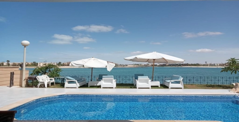 (فيلا للايجار) بمارينا الساحل الشمالي