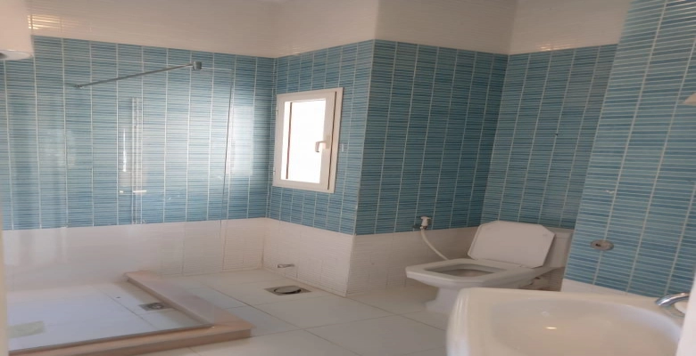 (فيلا للايجار) بمارينا الساحل الشمالي