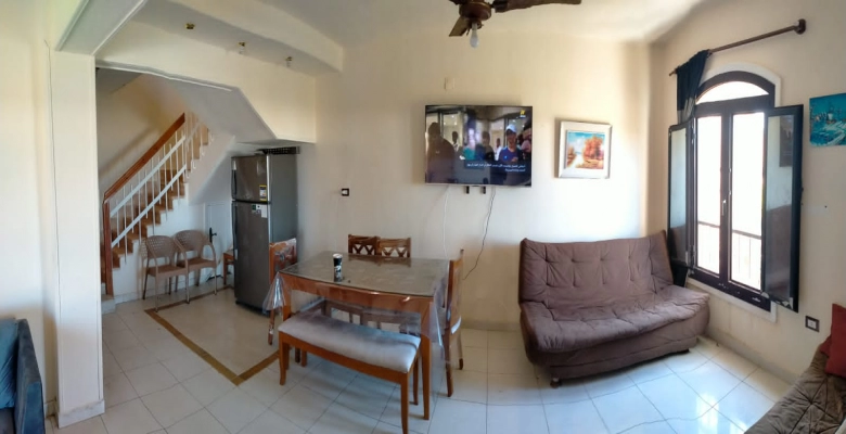 فيلا للايجار فى قرية المنتزة الساحل الشمالى 5 غرف