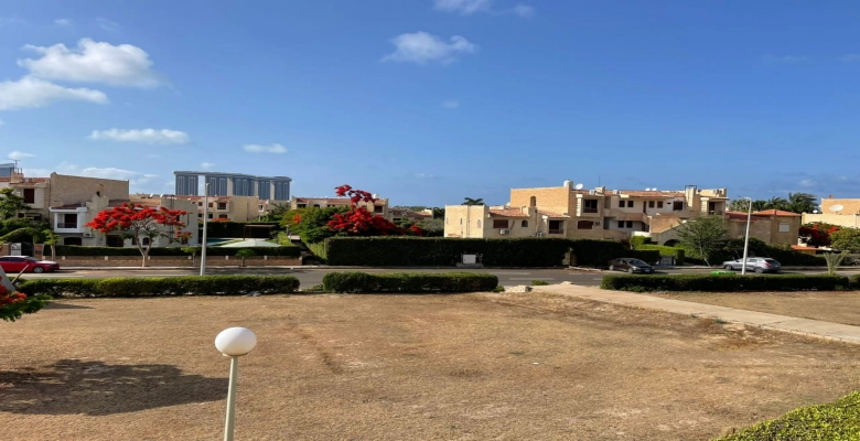 شاليه للايجار ي مارينا 6  Chalet for rent in Marina 6