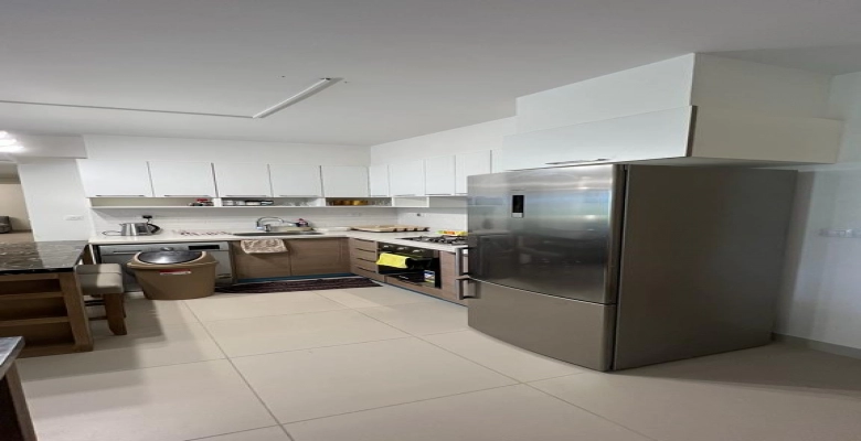 شاليه للايجار بالساحل الشمالي ( مراسي ) / Chalet for rent in the North Coast (Marassi)