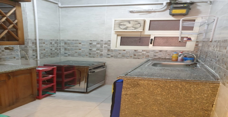 شقة للايجار في الدقي - شارع قاسم ناصية شارع الدقي | Algomhoria