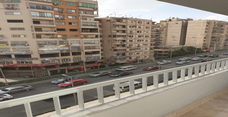 شقة للايجار في الدقي - شارع قاسم ناصية شارع الدقي | Algomhoria