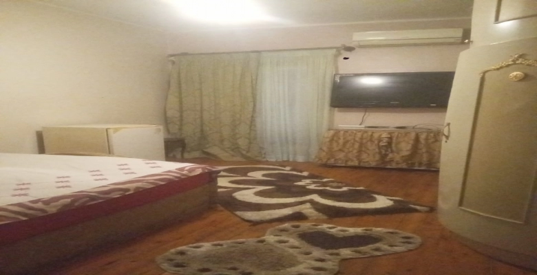 شقة للايجار بالزملك - محمد مظهر و بسعر مغري | Algomhoria