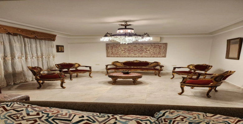 شقة للإيجار  الدقي | algomhoria