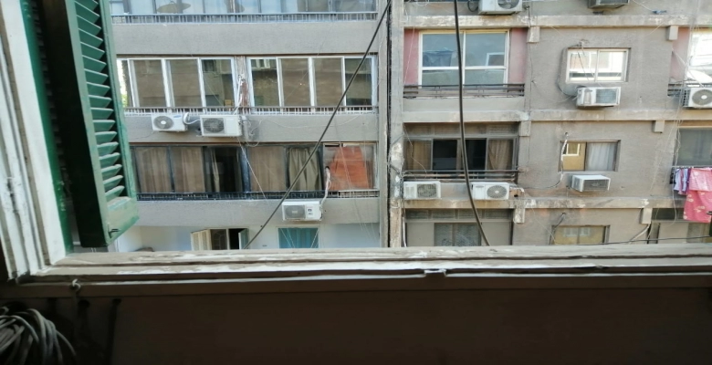 شقة للبيع في الدقي شارع هارون متفرع من ميدان المساحه 135 متر .Apartment for sale in Dokki