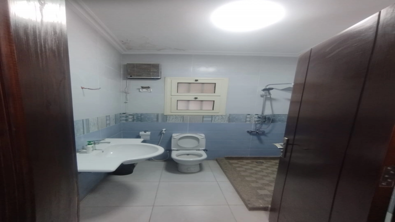 مكتب اداري للايجار في شارع بهجت علي ارقي شوارع الزمالك