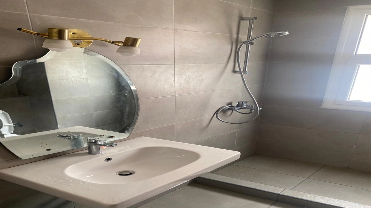 شاليه للايجار في امواج الساحل الشمالى