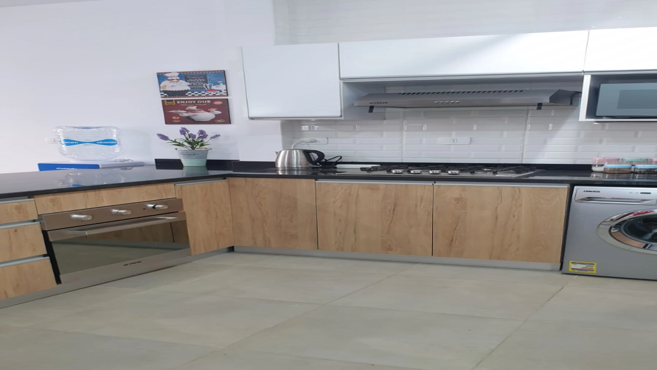 شاليه للإيجار في قرية امواج الساحل الشمالي