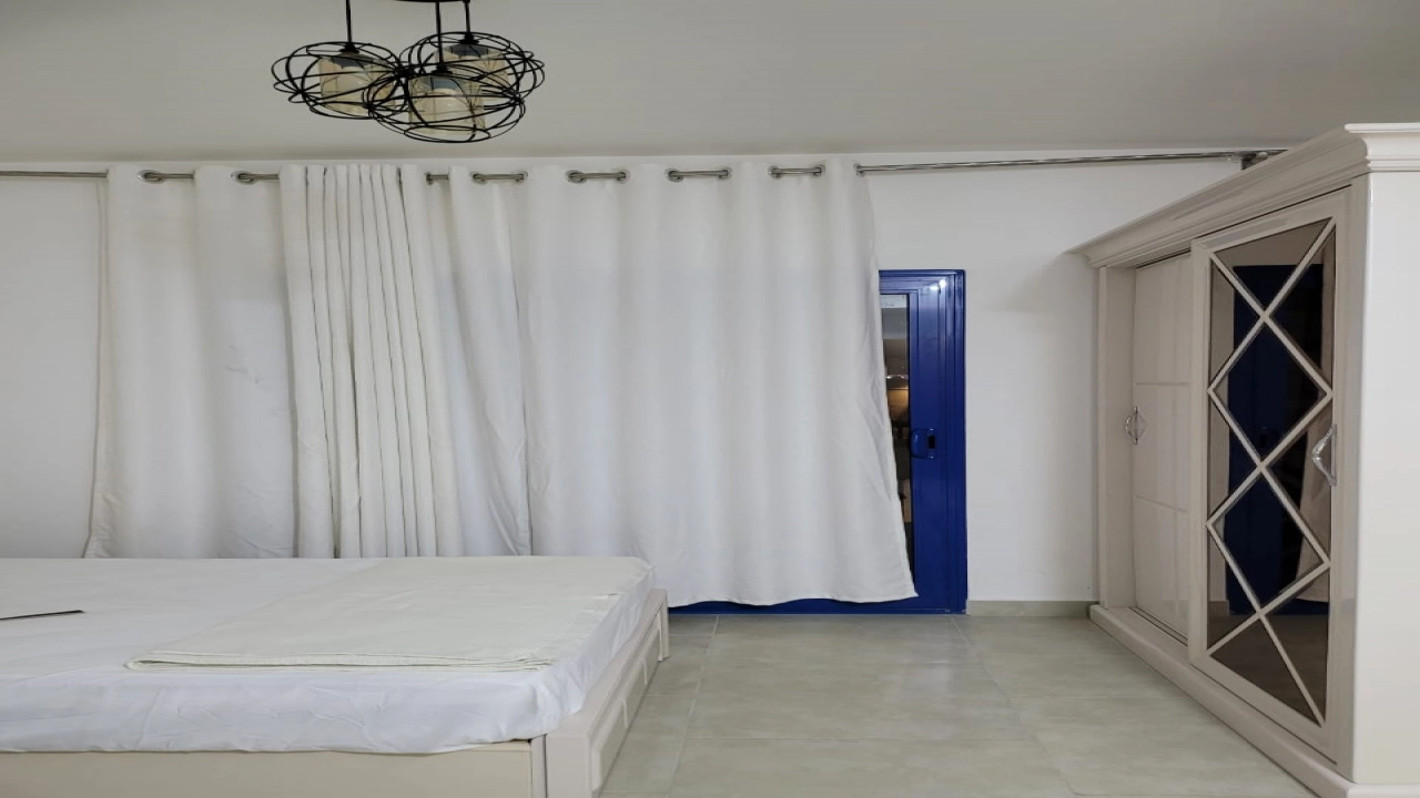 شالية 2 غ للايجار-- في جيريك (مراسي ) -- الساحل الشمالي