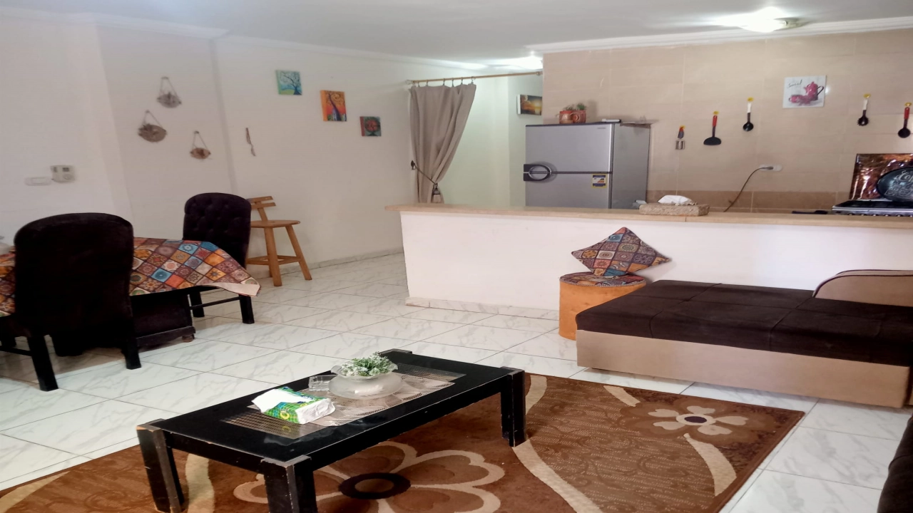 شالية للإيجار في قرية ديمورا الساحل الشمالي غرفتين