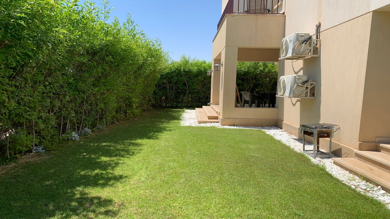 شالية 2 غرفة للايجار -- في الساحل الشمالي - بمراسي ( بلانكا )