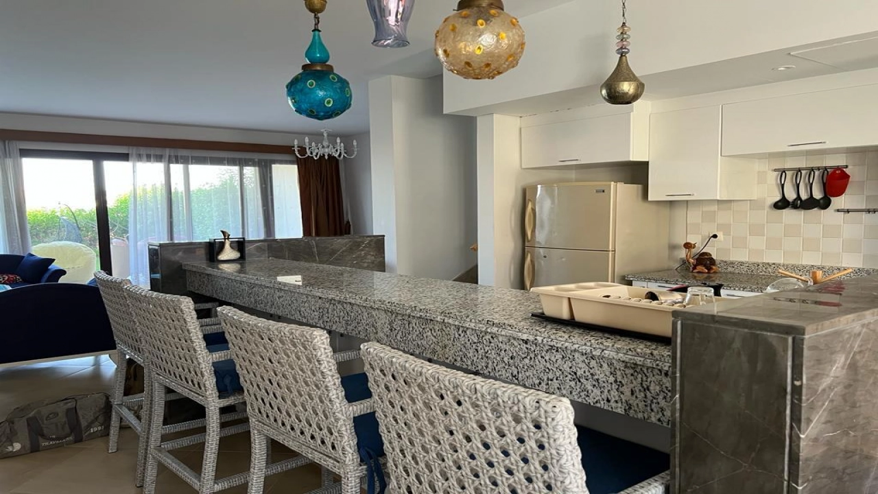 توينهاوس للايجار و البيع  - في الساحل الشمالي - بمراسي ( بلانكا )