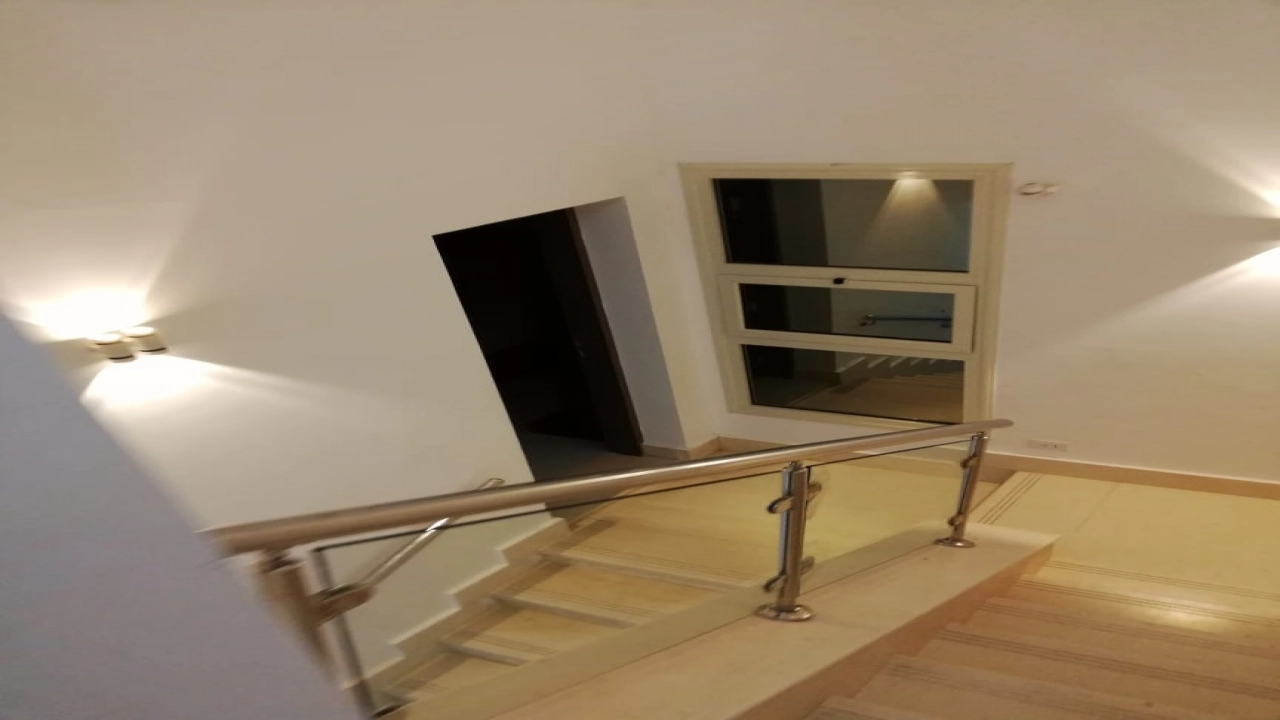 سينيور شالية 4 غرف للايجار - بالسالحل الشمالي - في هاسندا وايت