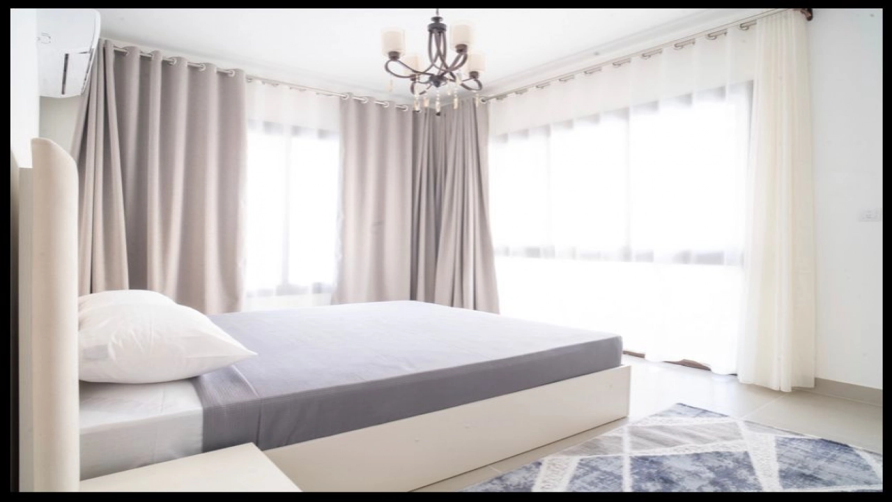 بنتهوس 2 غرفة للأيجار بالساحل الشمالي قرية مراسي