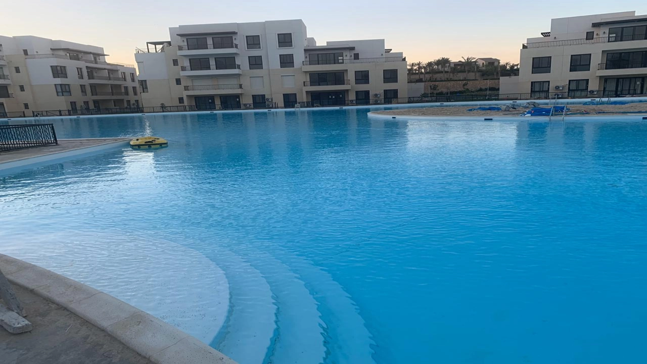 شالية للايجار 3 غرف بالساحل الشمالي بقرية مراسي (بلانكا)