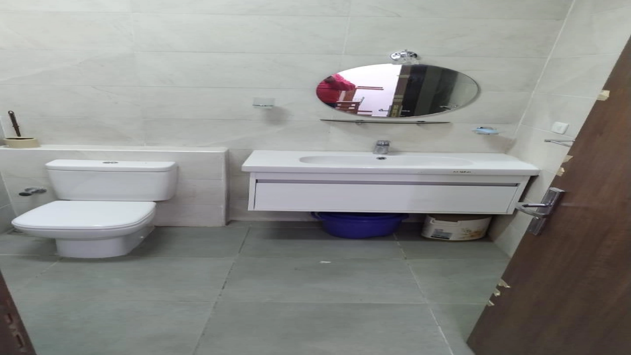 شاليه للإيجار في قرية امواج سيدي عبد الرحمن الساحل الشمالي 3 غرف نوم