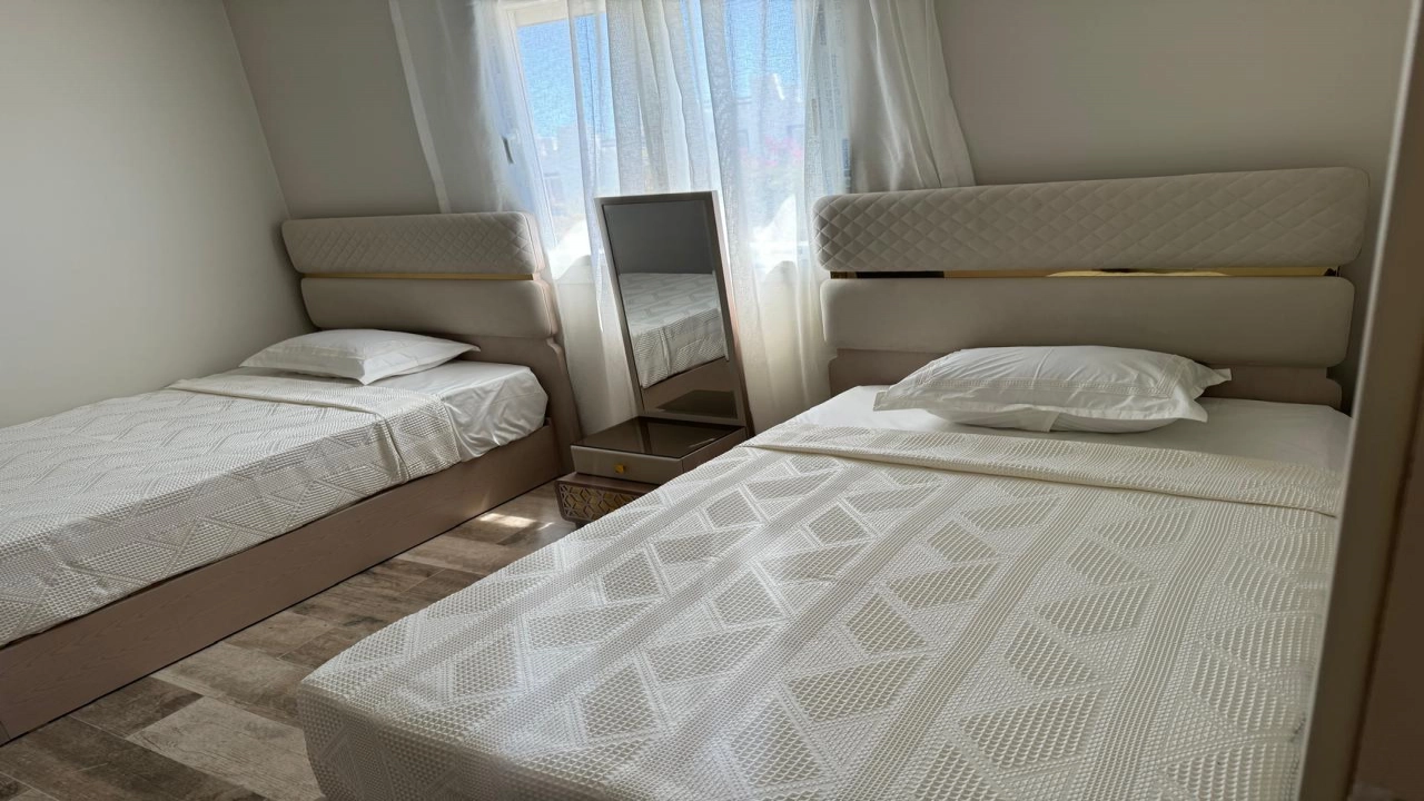 فيلا 5 غرف بالساحل الشمالي قرية