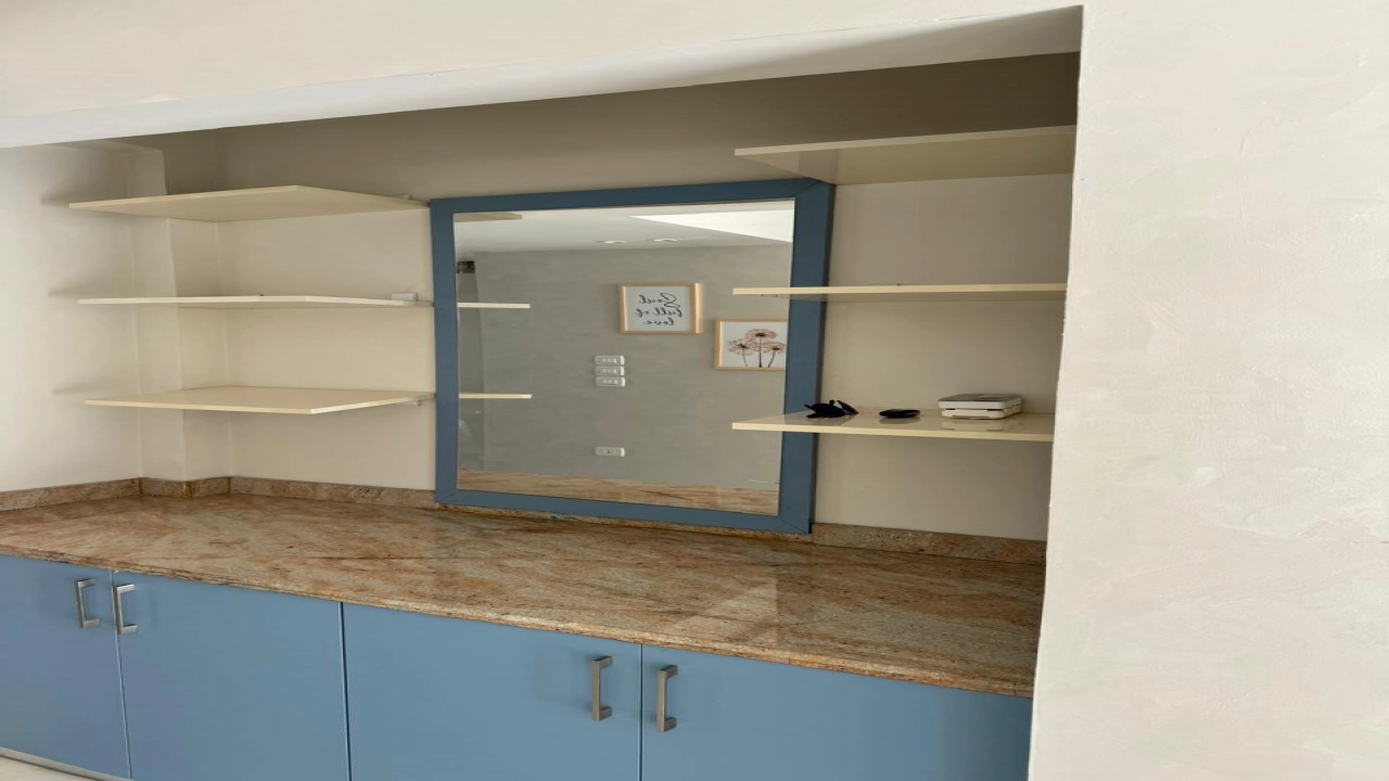 فيلا 5 غرف بالساحل الشمالي قرية