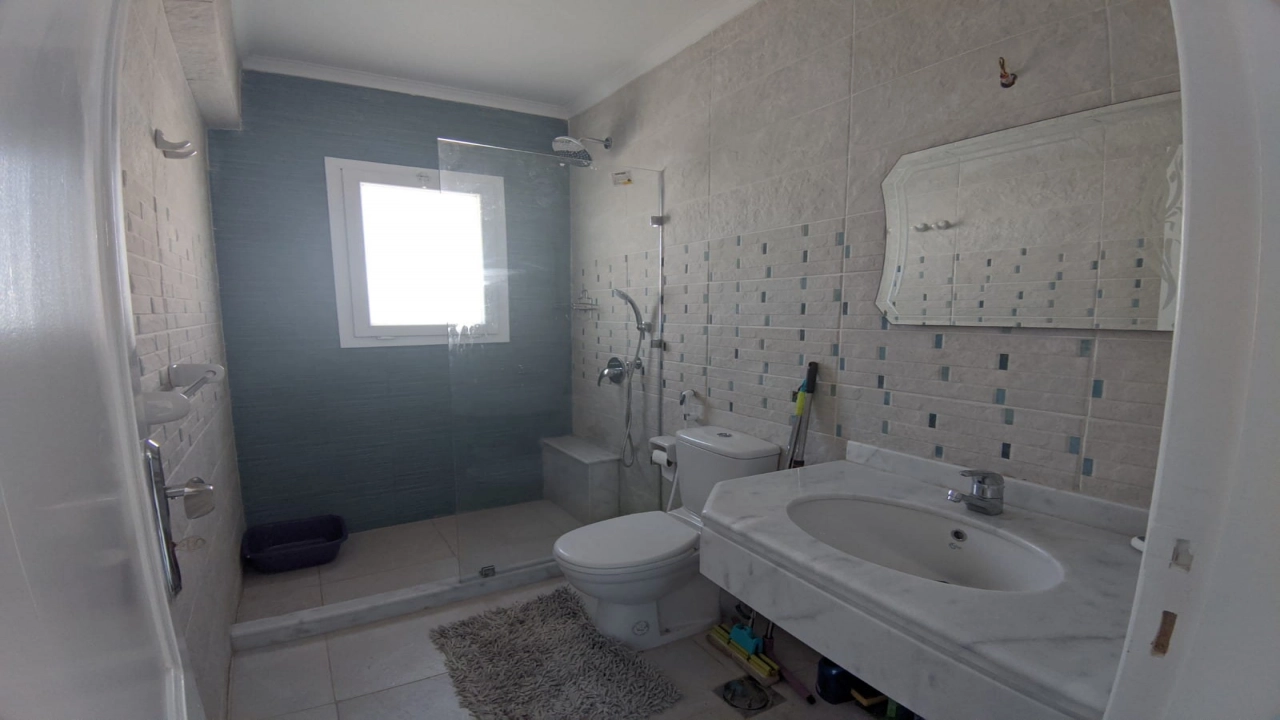 شالية للايجار بالساحل الشمالي (ماونتن فيو )