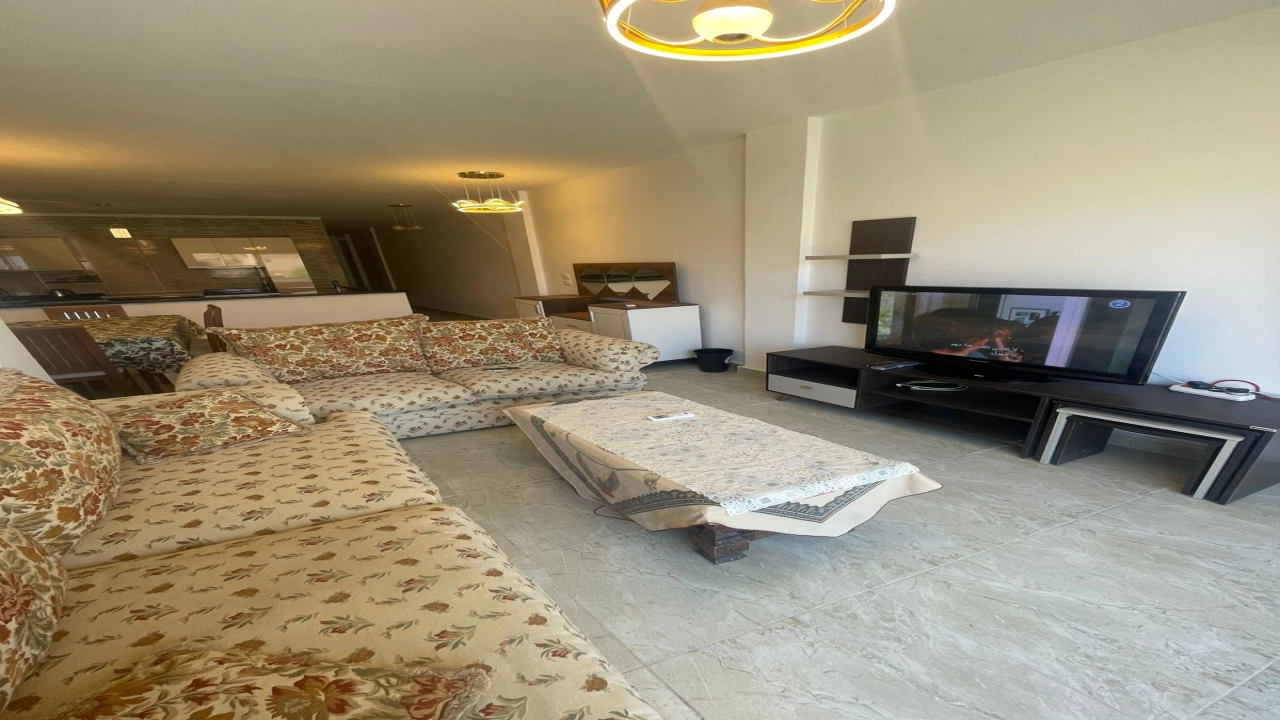 فيلا لبيع الساحل الشمالي