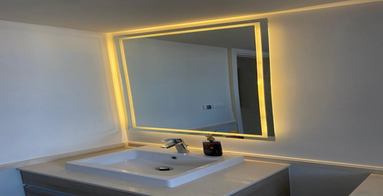 مكتب للايحار في مارينا