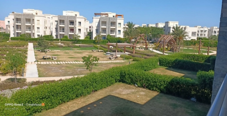 شاليه للإيجار في قرية امواج الساحل الشمالي Chalet for rent in Amwaj North Coast Village