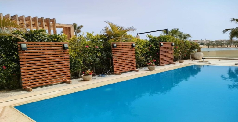 فيلا استاند الون جولف بحمام سباحة  للايجار في الساحل الشمالي  Chalet for rent in North Coast