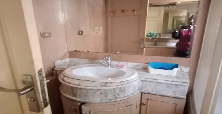 شقة للإيجار في حسن عاصم الزمالك / Apartment for rent in Hassan Assem, Zamalek