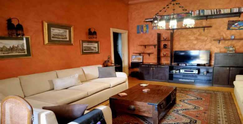 شقة للإيجار في حسن عاصم الزمالك / Apartment for rent in Hassan Assem, Zamalek