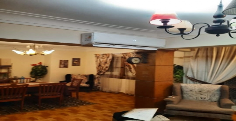 شقة للإبجار في اسماعيل محمد الزمالك / Apartment for rent in Ismail Mohamed, Zamalek